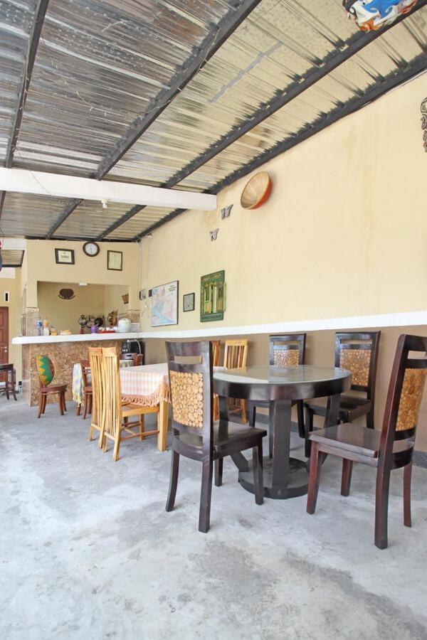 Hotel Reddoorz Near Umy Yogyakarta Ngabean Exterior foto