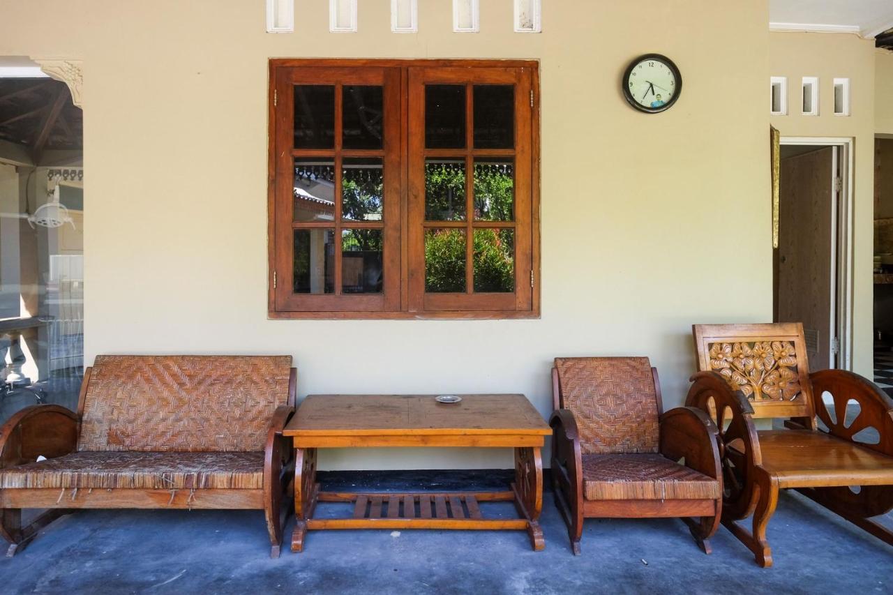 Hotel Reddoorz Near Umy Yogyakarta Ngabean Exterior foto