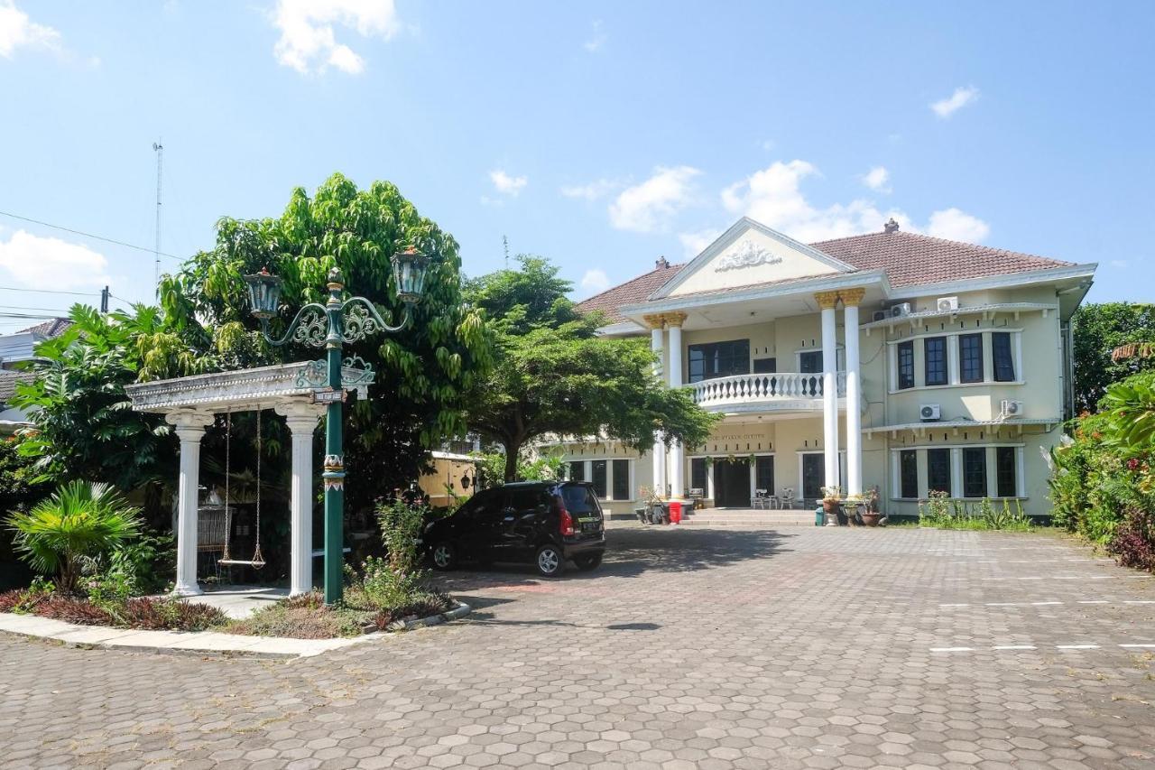 Hotel Reddoorz Near Umy Yogyakarta Exterior foto